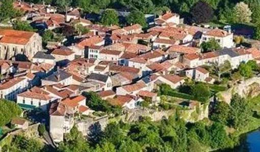 辽宁回乡建别墅为什么一定要选专业乡墅公司